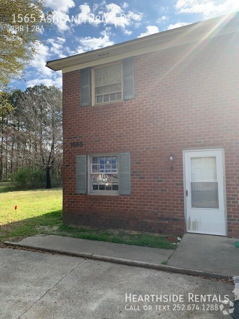 Building Photo - 1565 Ashland Dr Rental