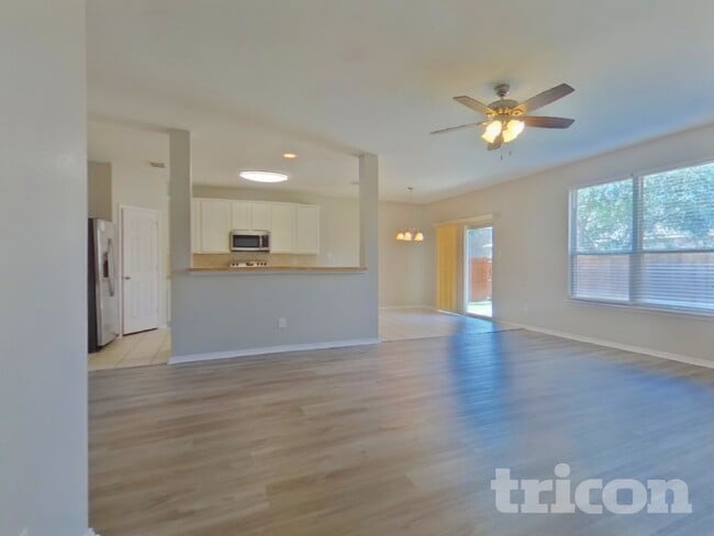 Photo - 3005 Glenrose Dr