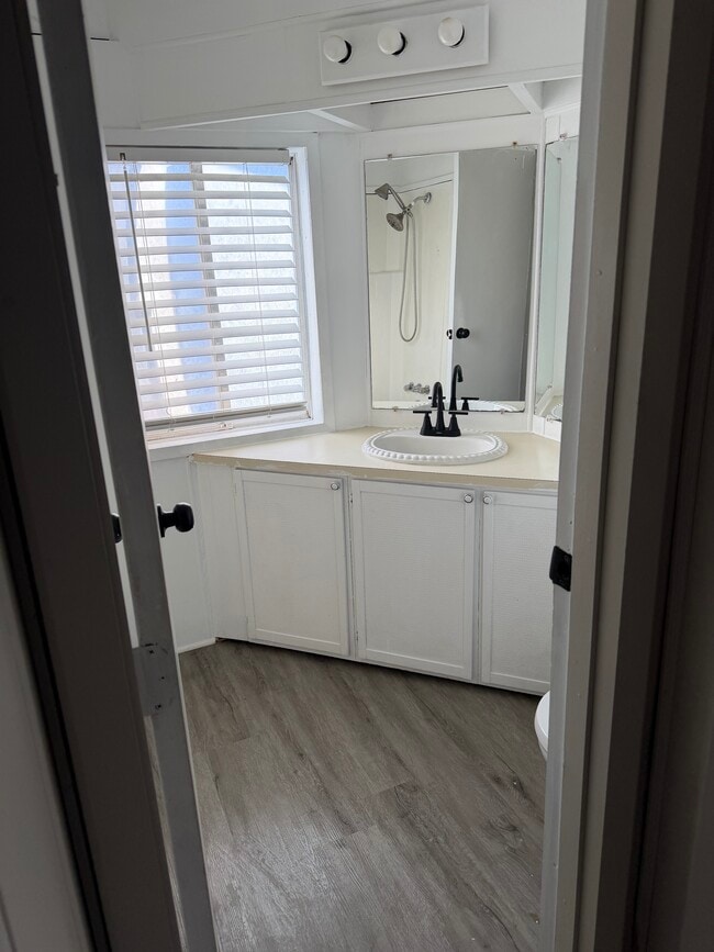 Photo - 10 Cedarvilla Dr