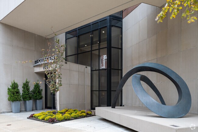 Photo - The Crescent