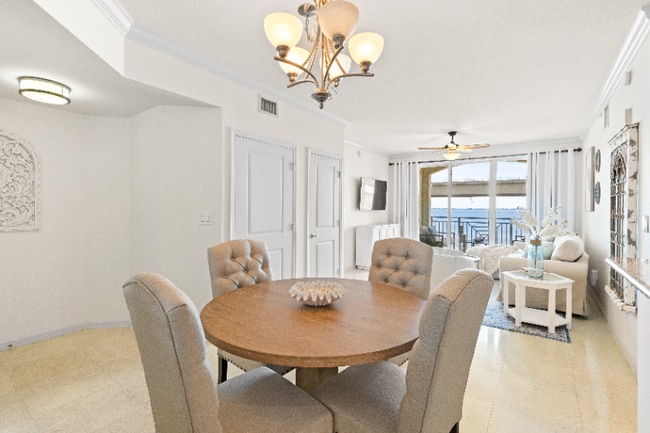 Photo - 275 NW Flagler Ave Unit Apt 403