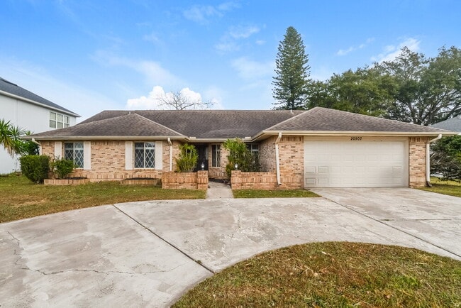 Building Photo - 20507 Maxim Pkwy