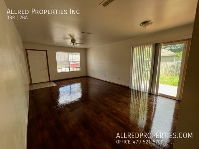 Photo - 1675 Evalyn Cir