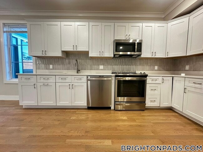 Photo - 104-106 Warren St. Unit 7