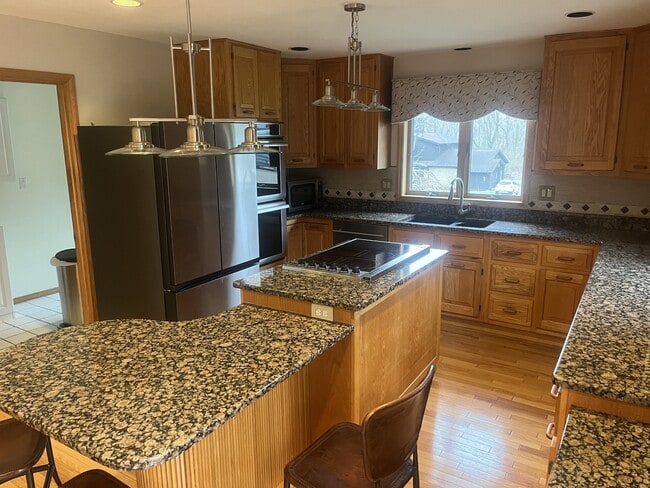 Photo - 180 Eleanor Dr