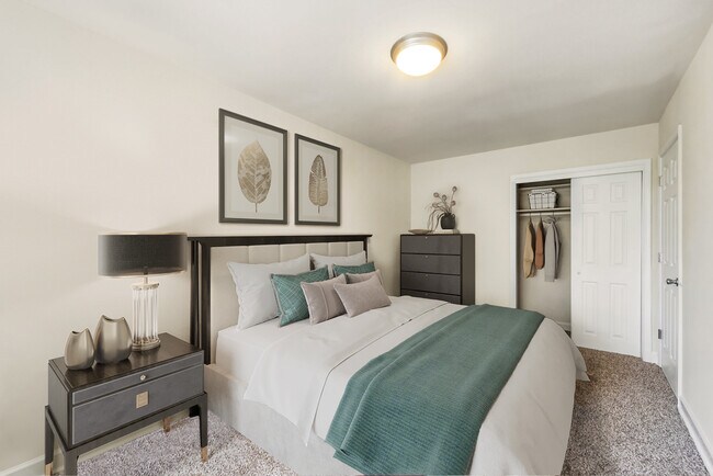 Photo - Kent Village