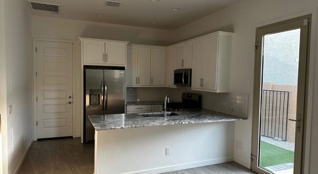 Building Photo - 4011 W Estes Way Rental