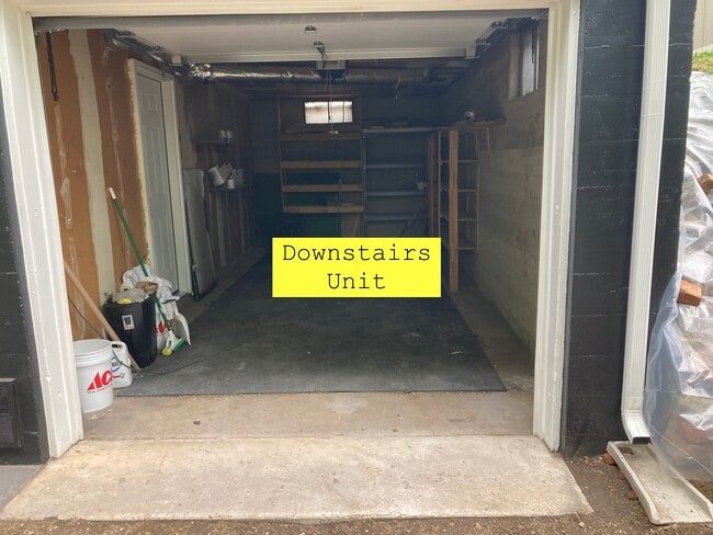 Photo - 943 Raymond Pl
