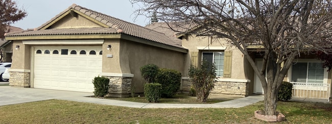 Photo - Spacious 4 Bedroom House