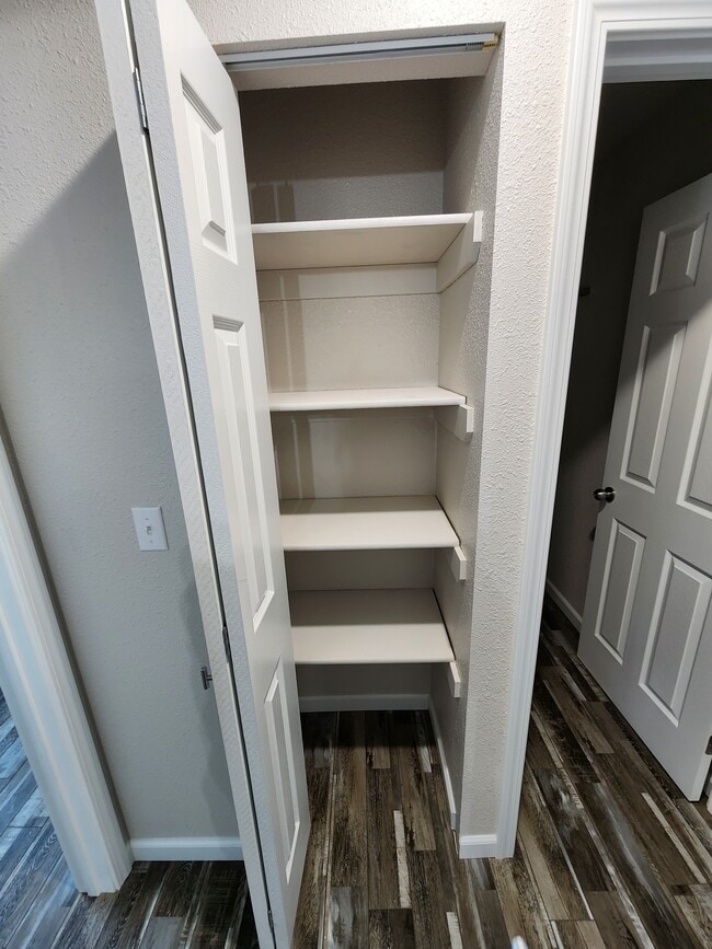 Linen closet - 800 E Blind Nick Dr Unit 1B