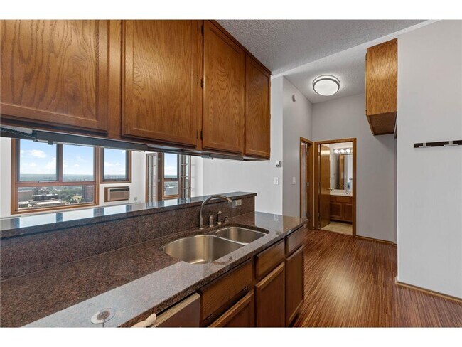 Photo - 433 S 7th St Unit 2308