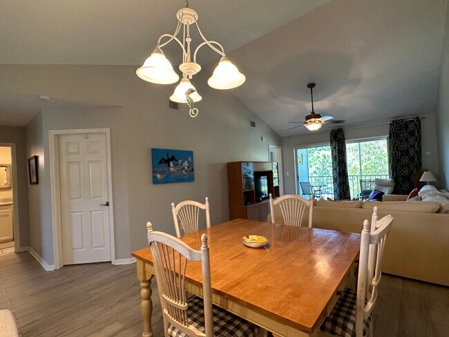 Photo - ANNUAL RENTAL - FURNISHED 2 BED / 2 BATH CONDO IN EDGEWOOD