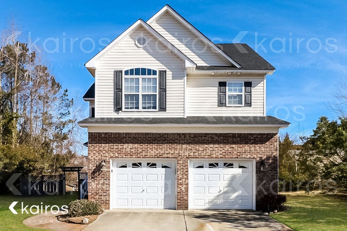 Photo - 135 Hillandale Rd House
