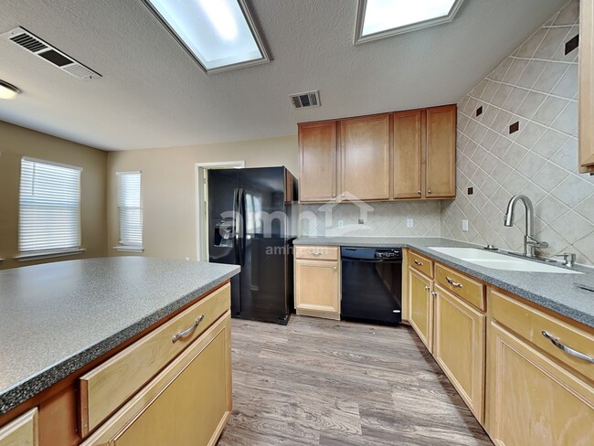 Photo - 360 Thicket Ln