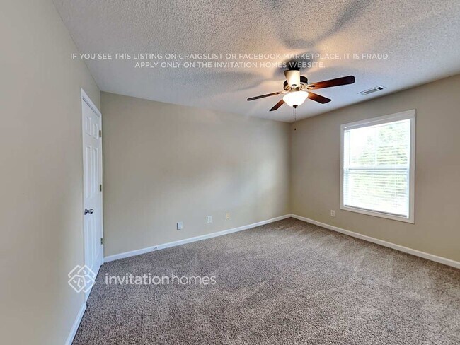 Photo - 3786 Pine Village Pl