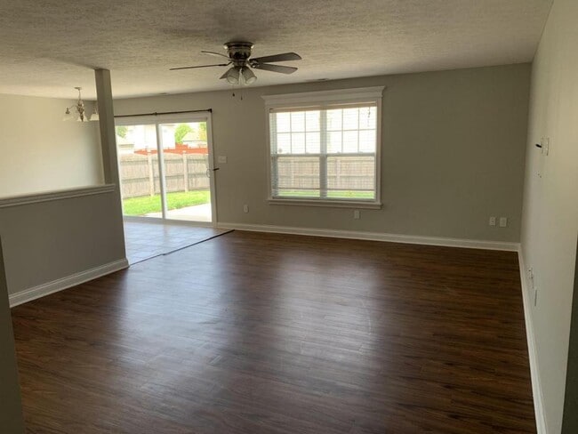 Photo - 784 Penny Ln