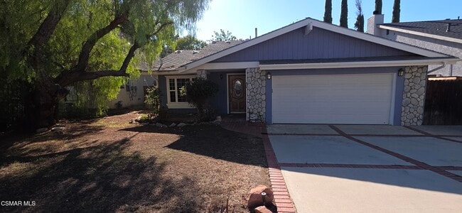 Building Photo - 143 Timber Rd