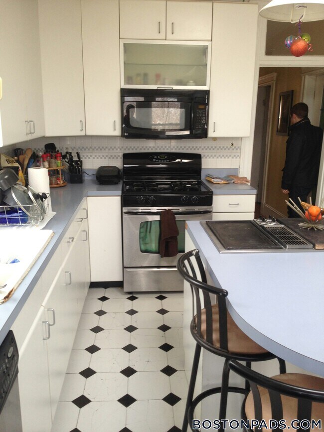 Photo - 229 Harvard St Unidad 5