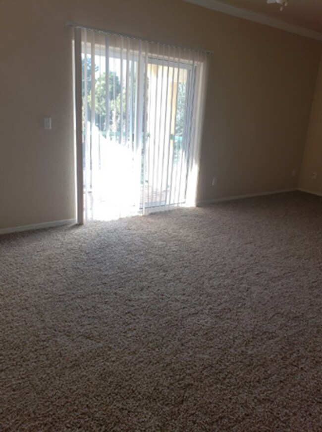 Photo - 2 Bedroom condo in desirable Powers Corridor area!