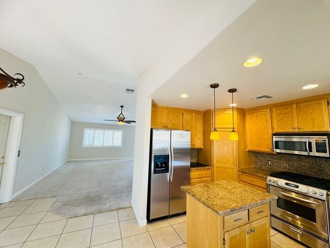 3Bedroom/2Bathroom Coming soon July 2025! - 3Bedroom/2Bathroom Coming soon July 2025! Casa