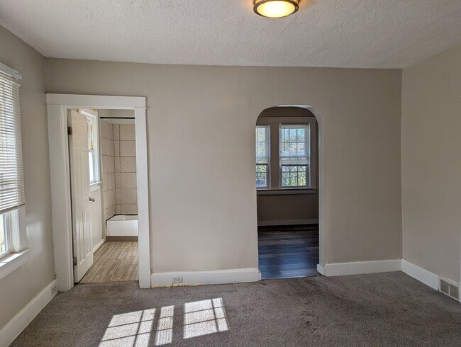 Photo - 1476 W 107th St Unit 1476 W 107th Upper