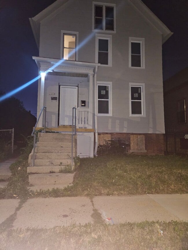 Building Photo - 2365 N 20th St