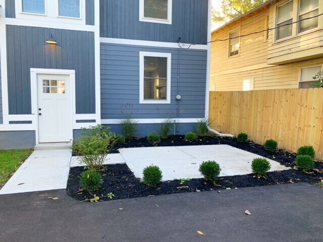 Photo - COLLEGE AVE- PROFESSIONALLY REMODELED 5BR/3/5BA HOME AVAILABLE NOW!
