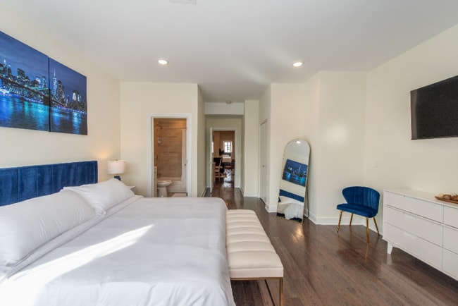 Photo - 1608 52nd St Unit A