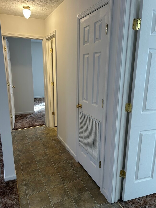 Photo - 132 Burkhardt Way