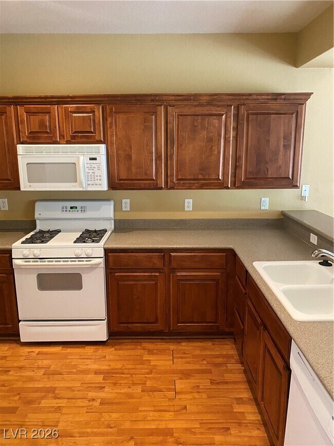 Photo - 4417 Laguna Garden Ave