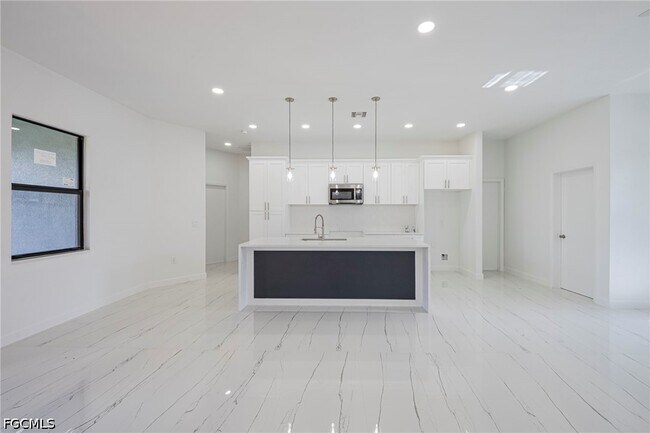 Photo - 2604 73rd St W