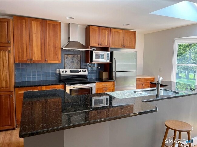 231 Rivergate Dr