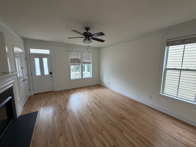 Photo - Room in House on Dubois Court