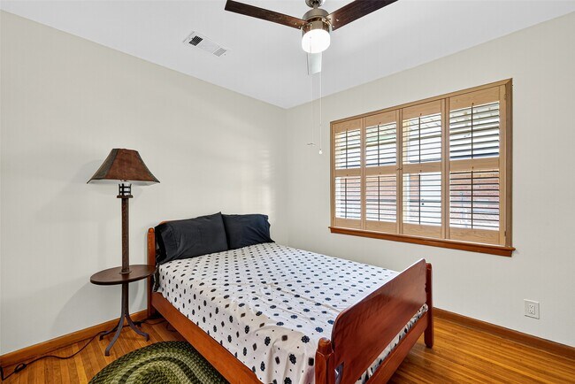 Photo - 8923 Greiner Dr