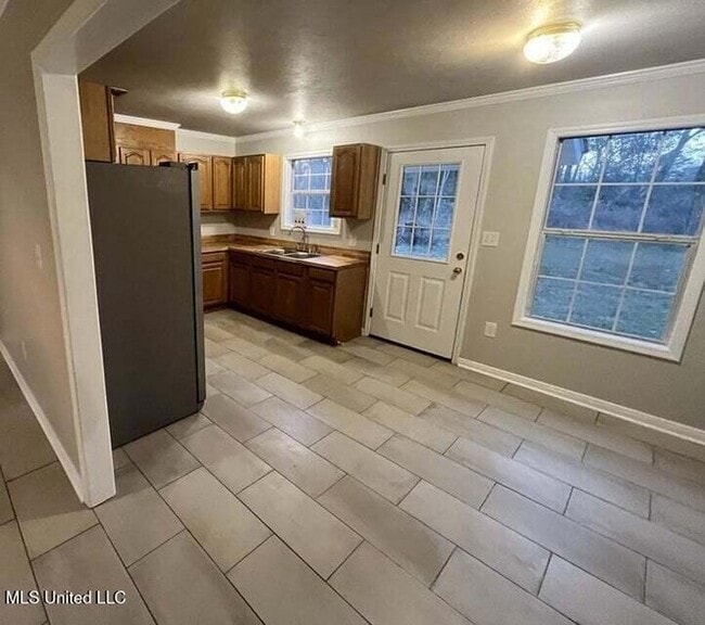 Photo - 214 Carter St