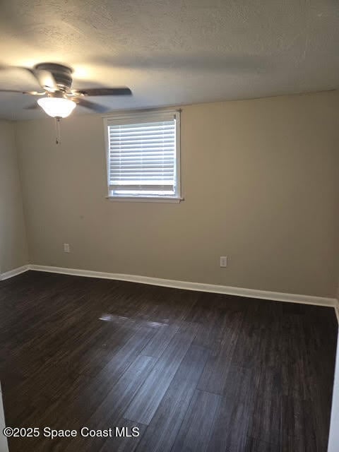 Photo - 1077 Shares Dr