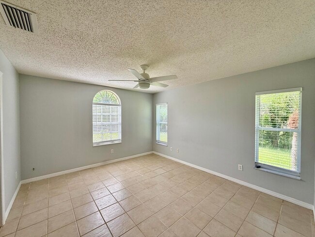 Photo - 5707 Silver Oak Dr