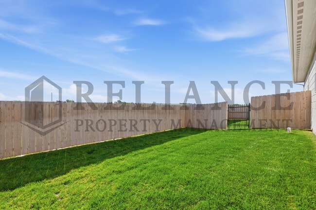 Photo - 622 W 50th St S