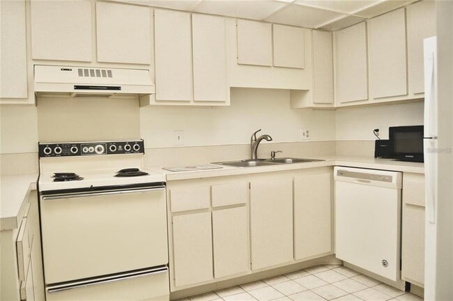 Photo - 51 Island Way Unidad 101