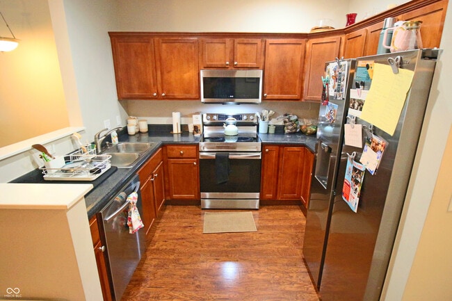 Photo - 6593 Reserve Dr