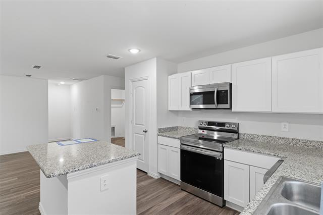 Photo - 104 Holiday Dr