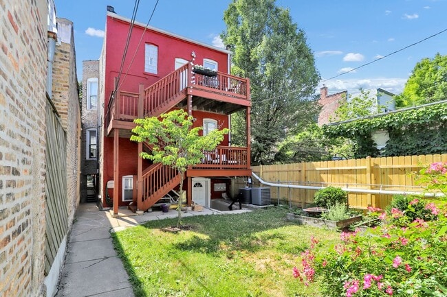 Photo - 1645 N Bell Ave Unit 2