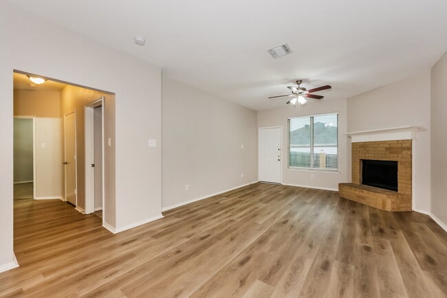 Photo - 9920 Legacy Dr