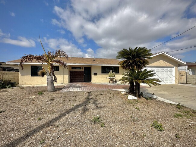 Photo - 7031 Sowell Ave