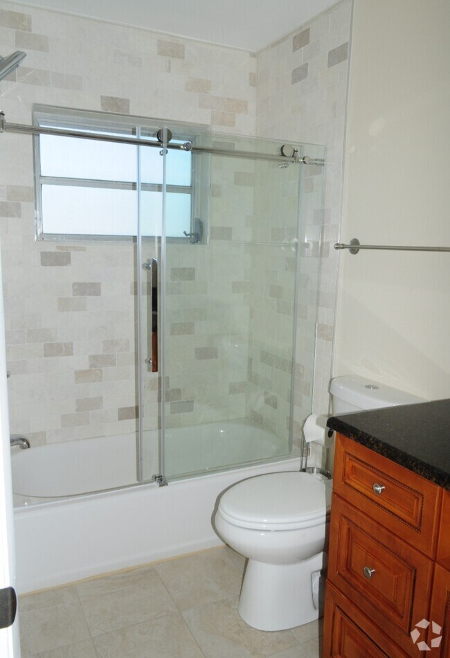 Building Photo - 5250 Nesting Way Unit A Rental