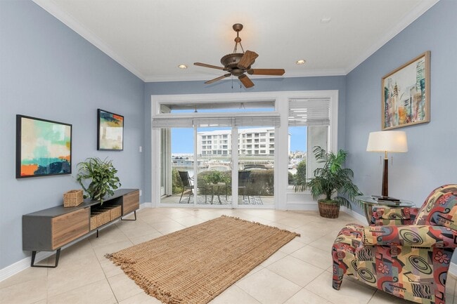 Photo - 168 Lake Point Blvd