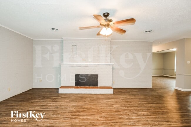 Photo - 1020 Mary Dr