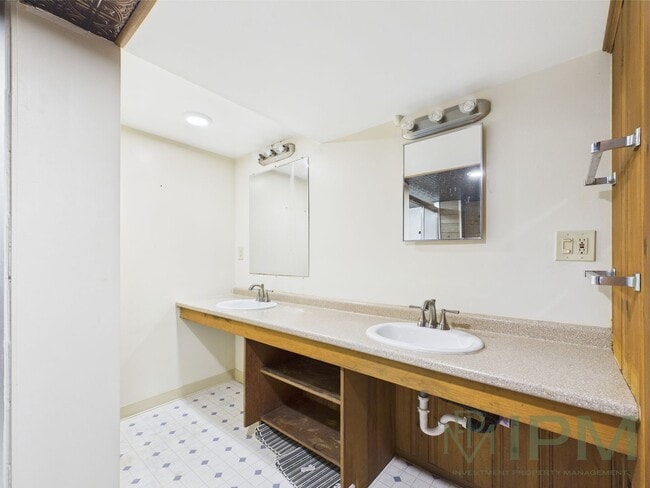 Photo - 307 N Fayette St Unit 307 N Fayette - 1st Floor