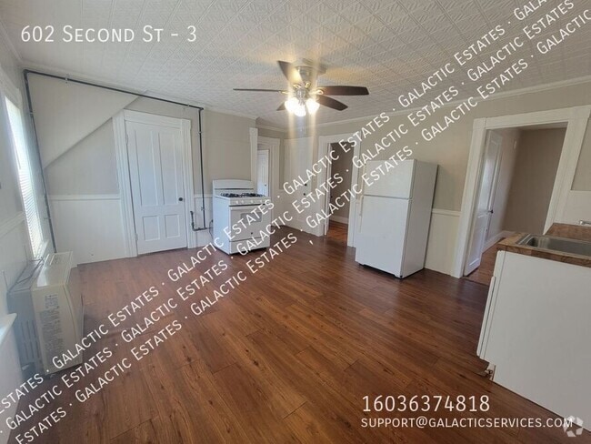 Building Photo - 602 Second St Unit 3 Rental