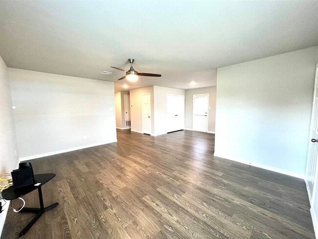 Photo - 1403 W Virginia St